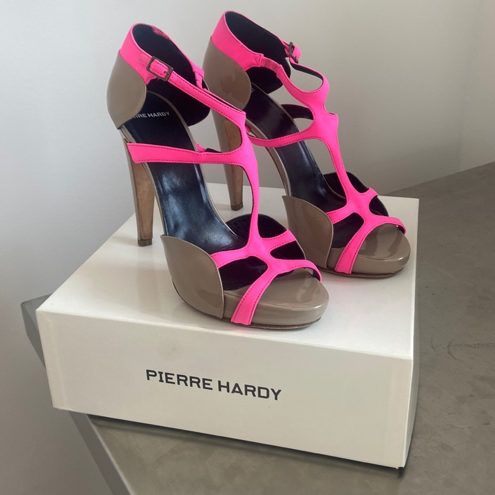 Pierre Hardy 39.5 Sandals